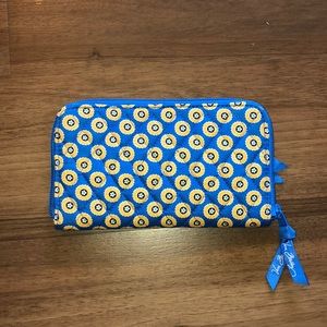 Vera Bradley Zip-Around Wallet (never been used)